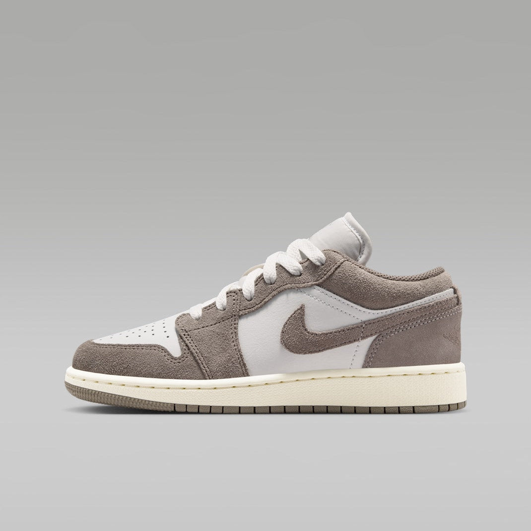 Nike Big Kid Jordan 1 Low Zipped