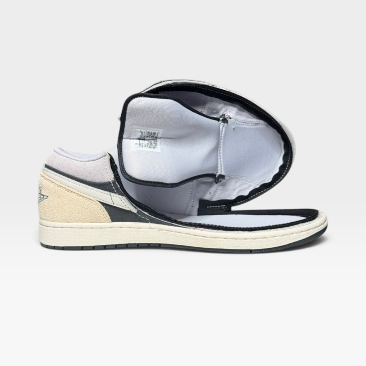 Nike Jordan 1 Low Zipped