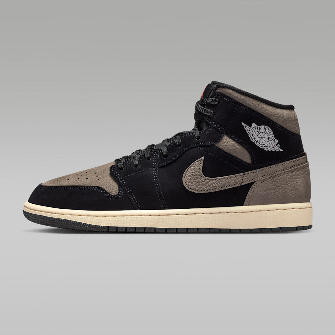 Nike Jordan 1 Mid SE Zipped