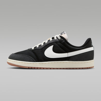 Nike Jordan Skyline Low Zipped