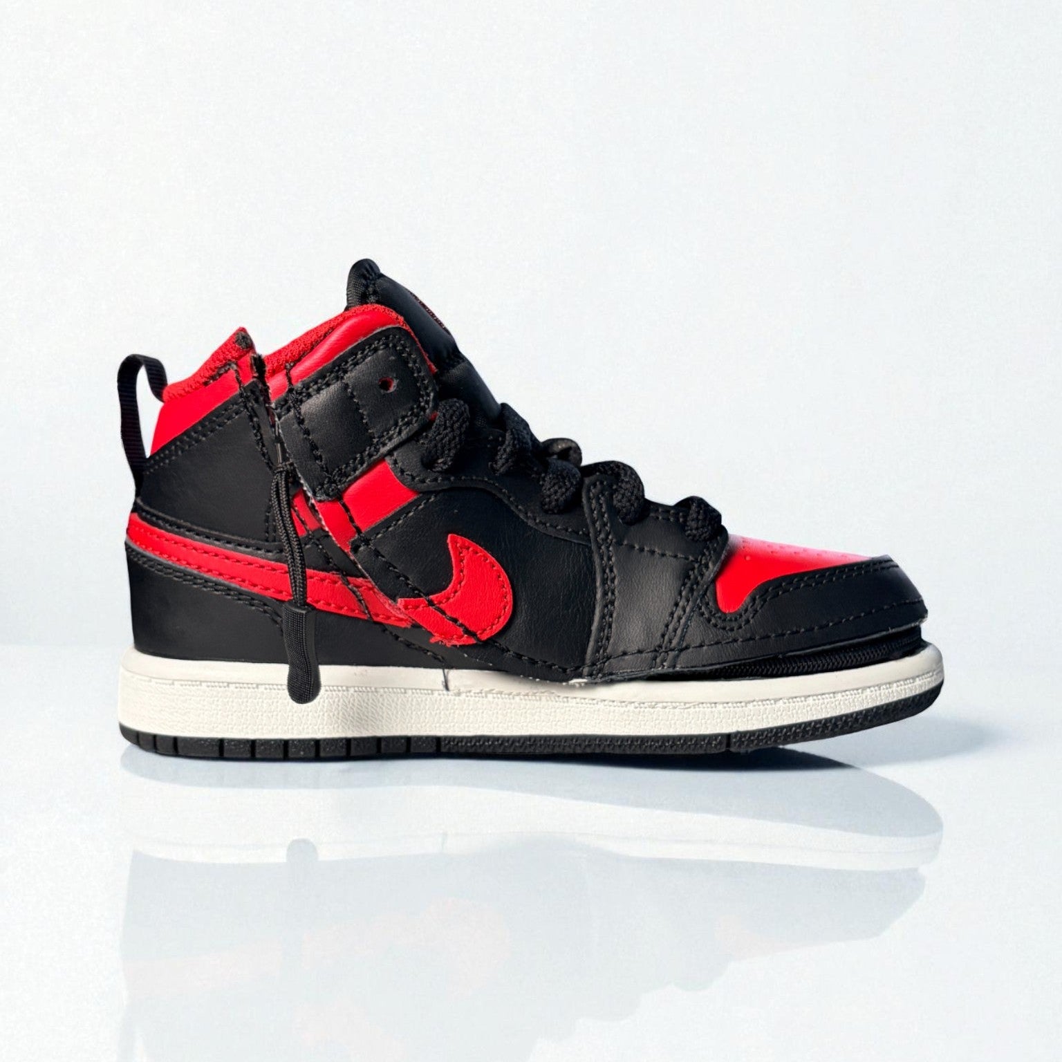 Little Kid Nike Jordan 1 Mid Zipped