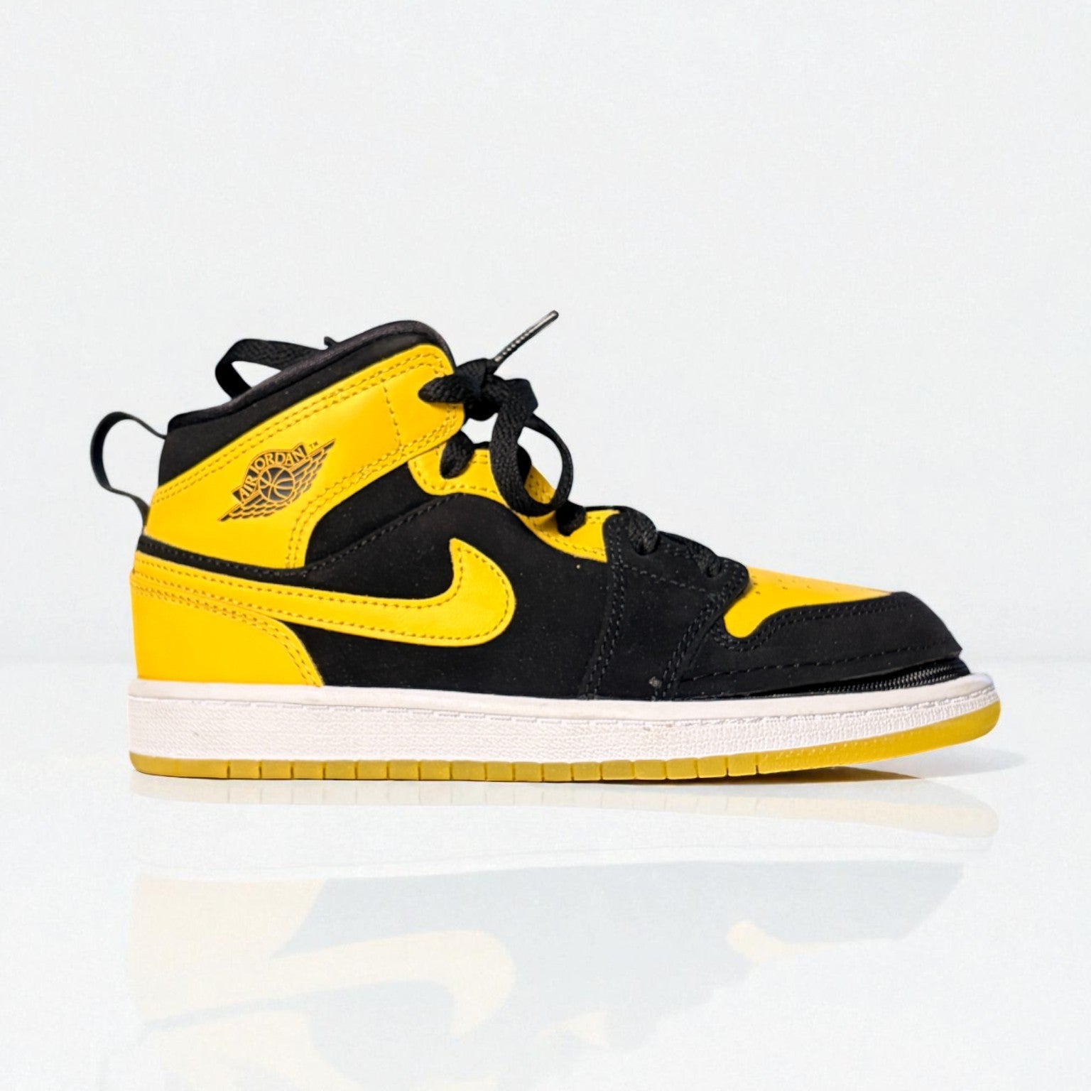 Little Kid Nike Jordan 1 Mid Zipped Little Kid Nike Jordan 1 Mid Zipped