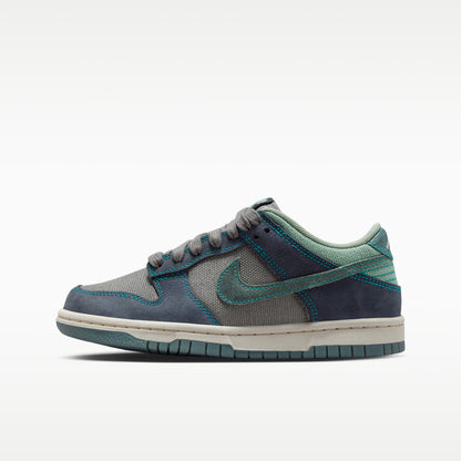 Nike Big Kid Dunk Low LV8 Zipped