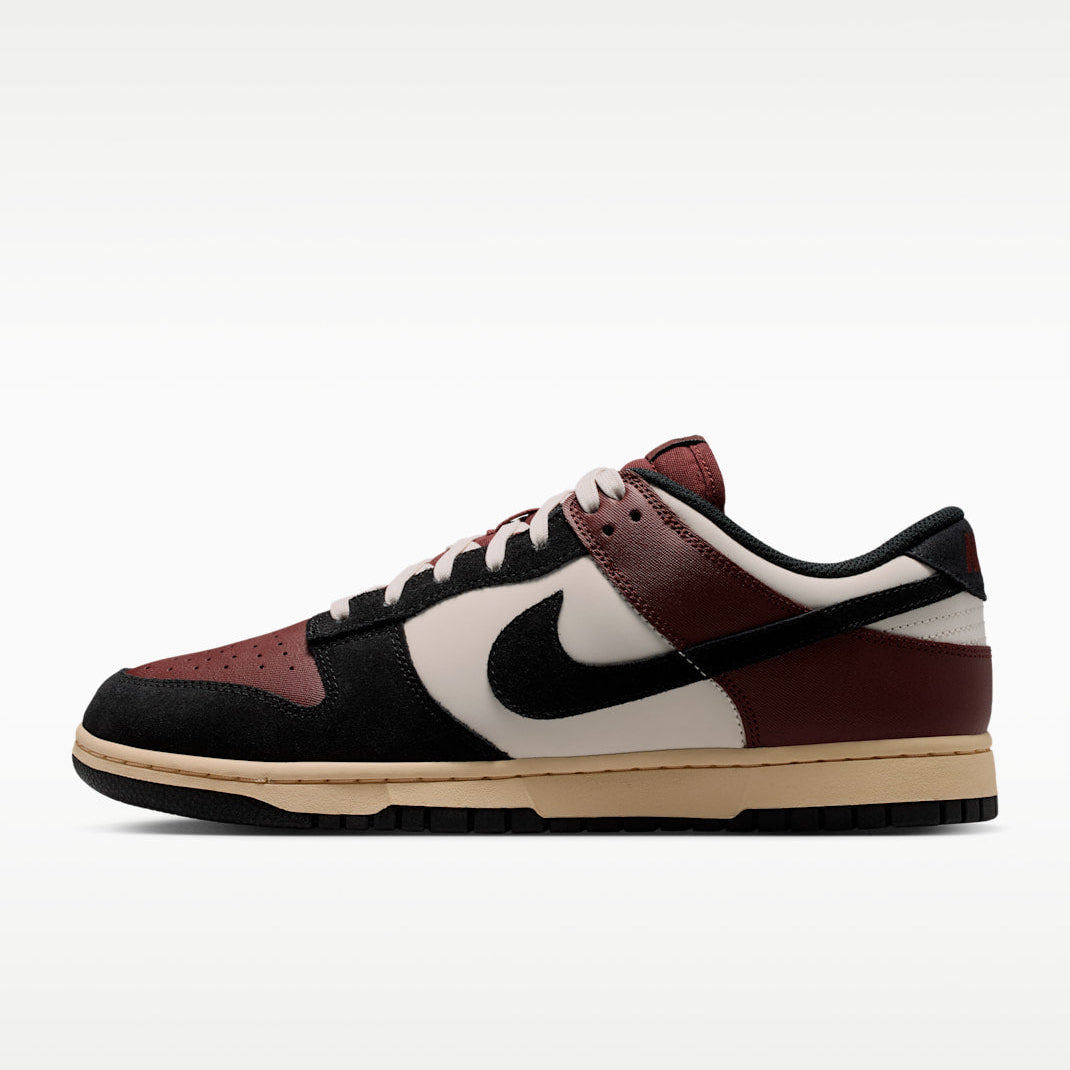 Nike Dunk Low Retro Zipped