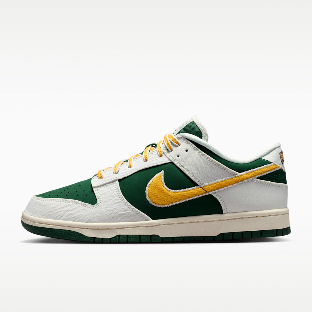 Nike Dunk Low Retro Zipped