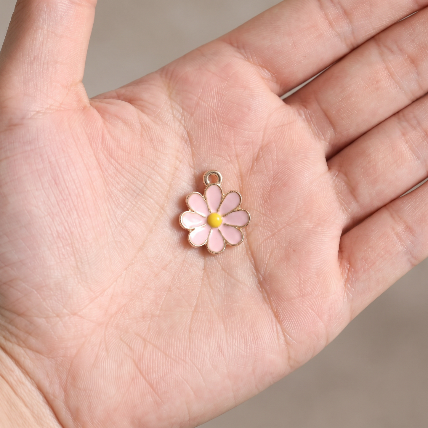 Daisy Charm